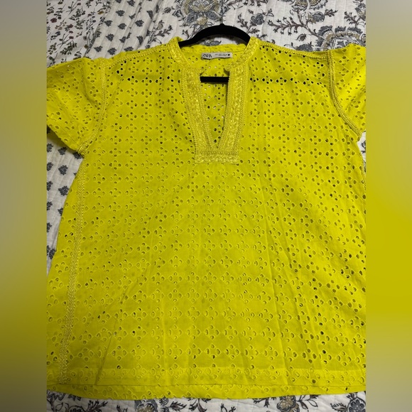 Zara Neon Yellow Eyelet Tunic Top NWT - Picture 5 of 7